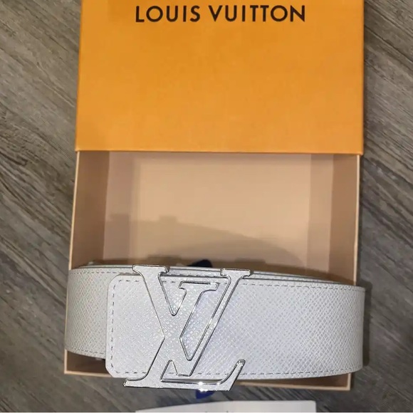 LV INITIALES 40MM REVERSIBLE BELT - Picture 1 of 5